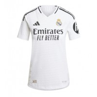 Camisa de Futebol Real Madrid Brahim Diaz #21 Equipamento Principal Mulheres 2024-25 Manga Curta